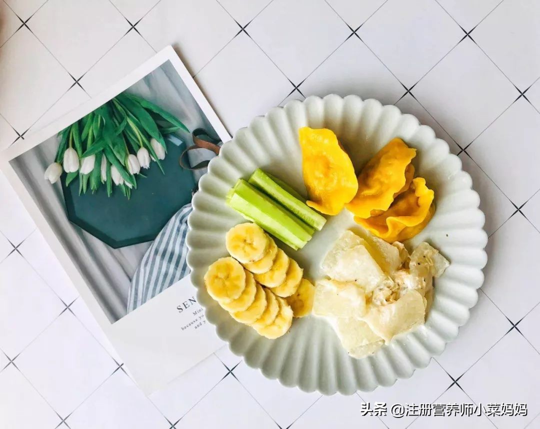 幼儿营养食谱家常做法,炖鲫鱼的家常做法美味又营养