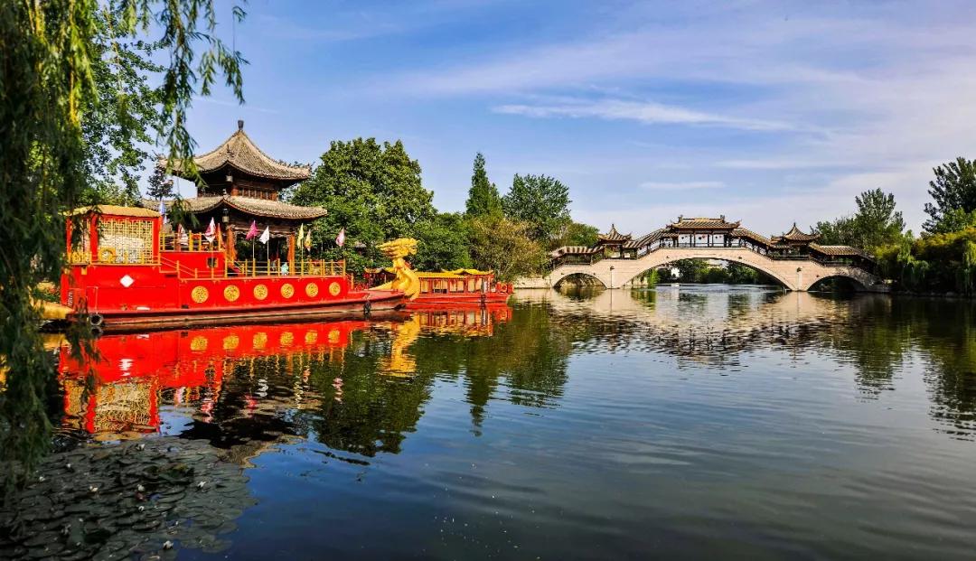 台儿庄春节旅游攻略,台儿庄古城过年