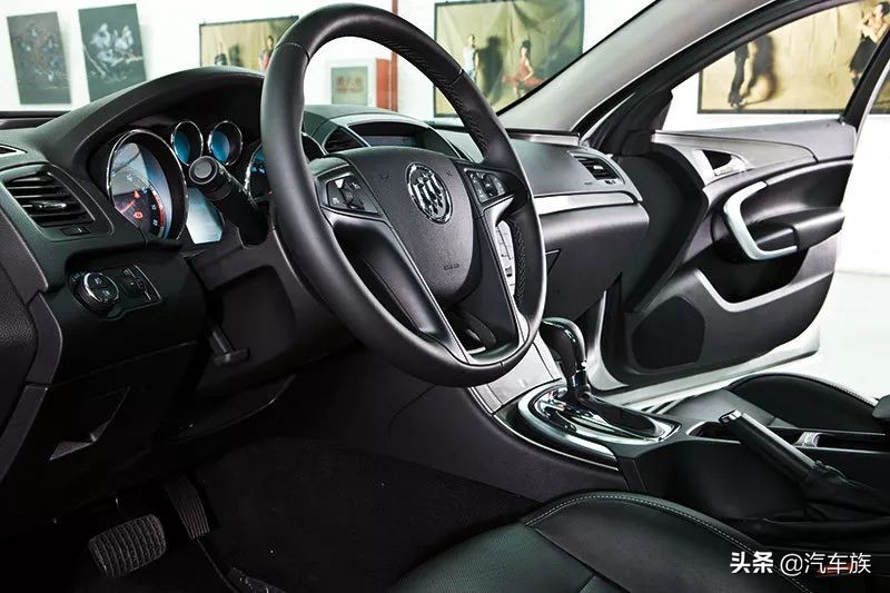 09年别克君威旗舰版路测,2011年3月别克君威2.4豪华版视频