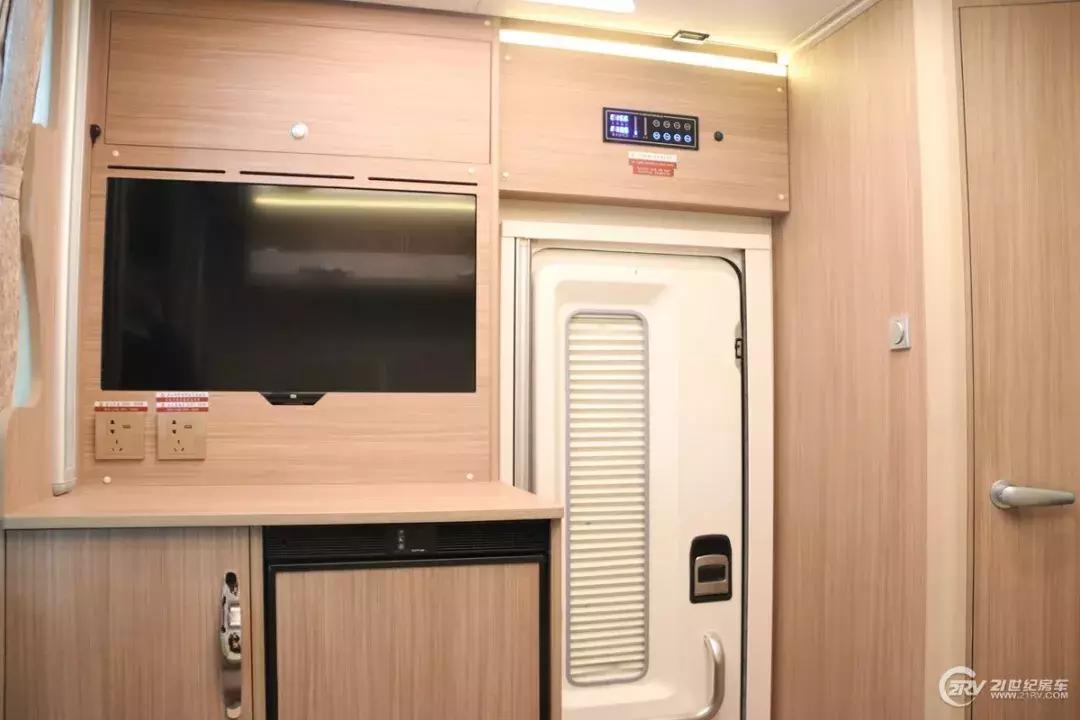 能过限高杆的房车,能过限高的进口房车