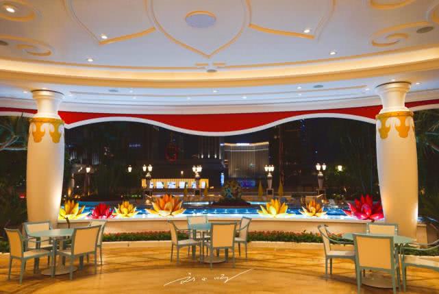 澳门总共有几个豪华酒店,澳门的酒店是全世界最多的吗