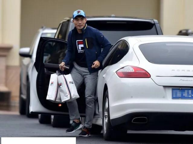 李铁和王霜捐款多少,男足王霜捐款武汉