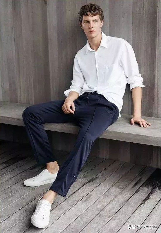 少年感十足的衬衫怎么穿,女生衬衫推荐学生党怎么穿