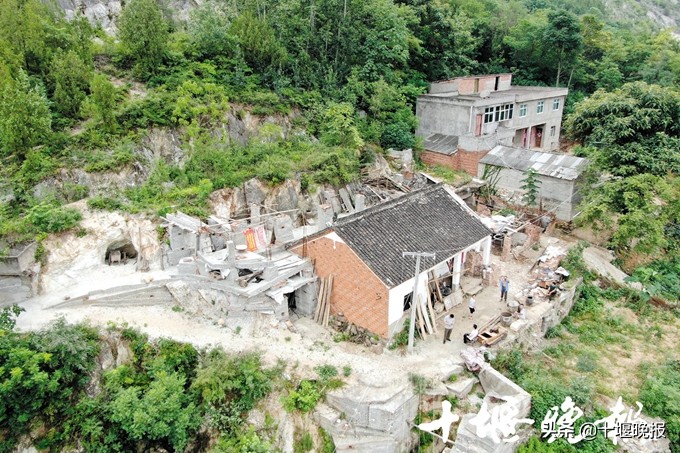 跑遍全国走出国门9次观赏日食，一生追着太阳跑！十堰老农的天文梦