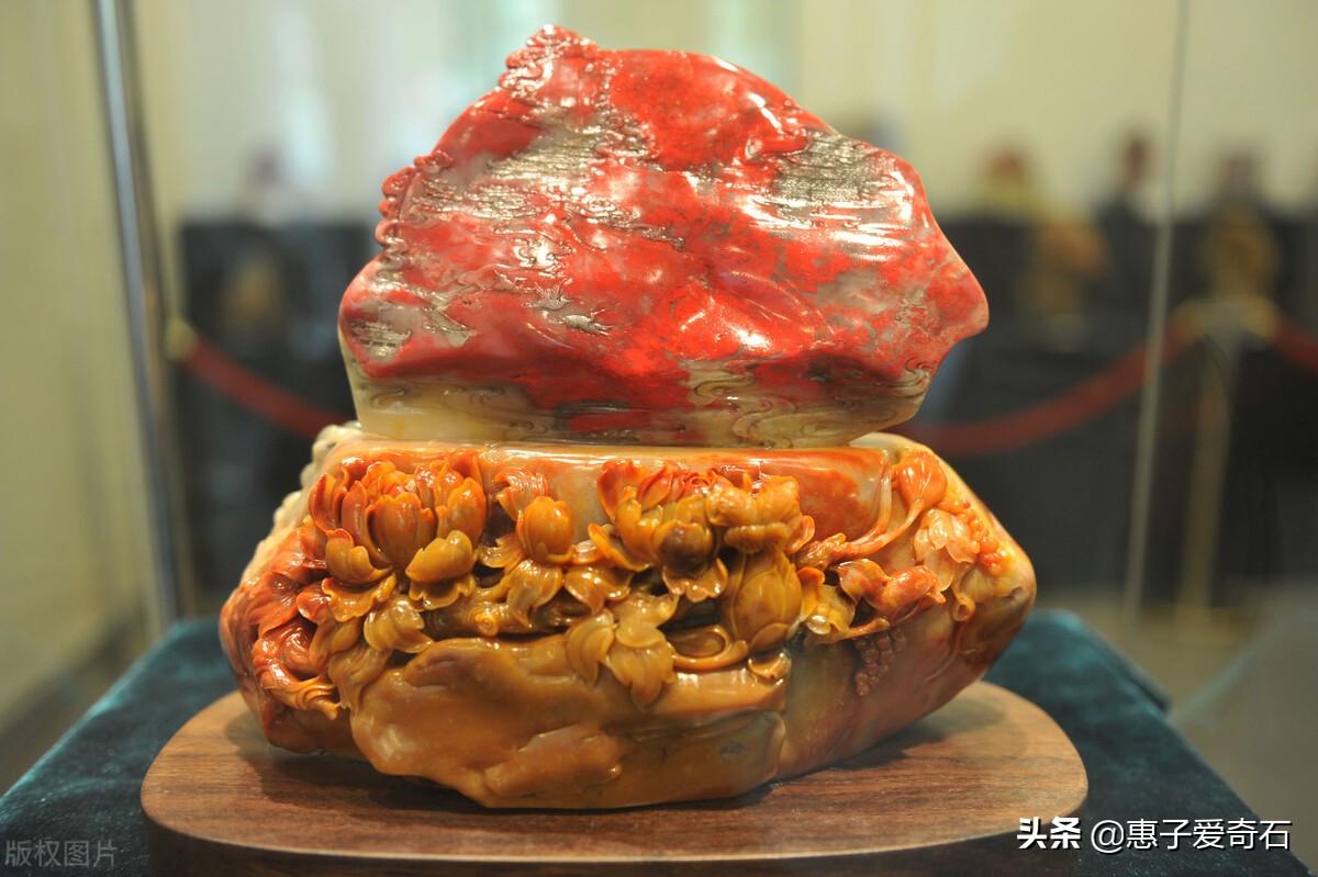 鸡血玉和鸡血石的区别图片大全,鸡血石从外表看怎么判断是鸡血玉