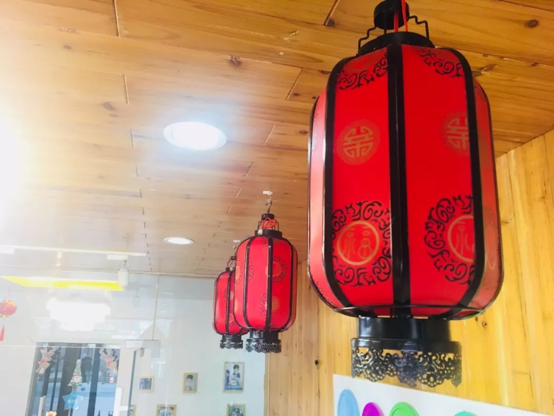 新年就是这个“味”！请看淘乐思里的红红与火火