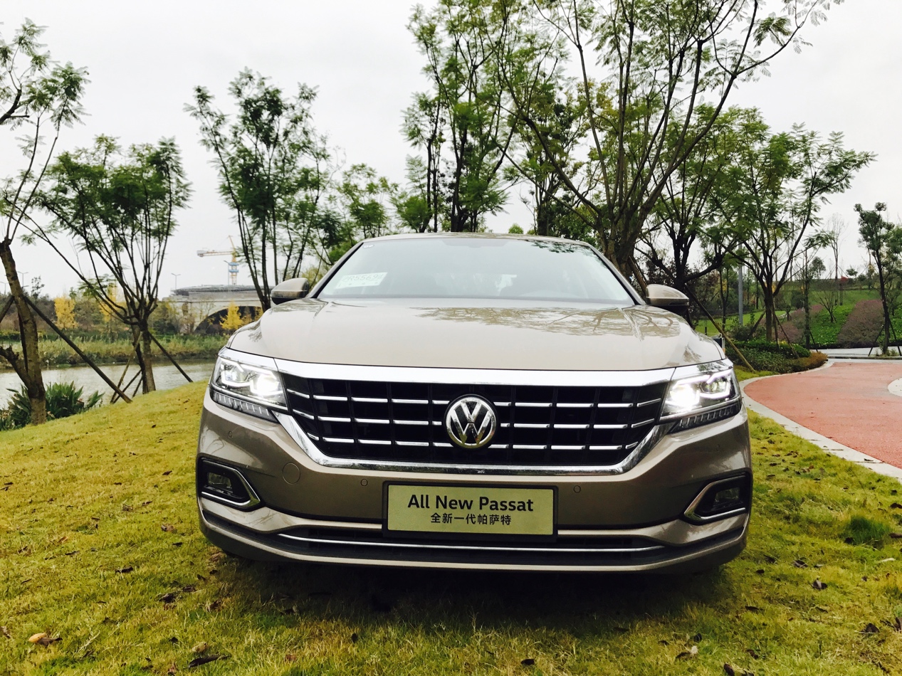 帕萨特380tsi旗舰版试驾,帕萨特380tsi试驾