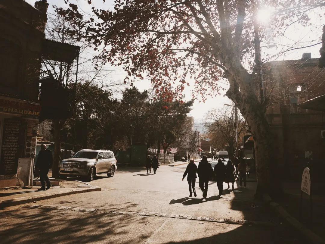 “一个人的除夕跟平常的晚上差不多”