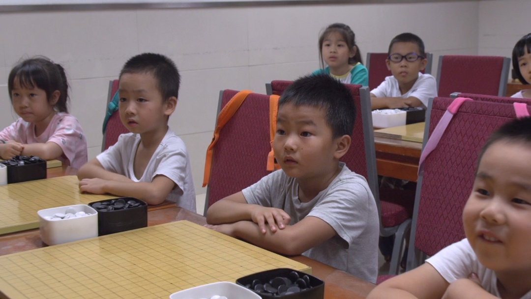 「教育社区」“棋观世界，培育非凡人生”走进成都棋院