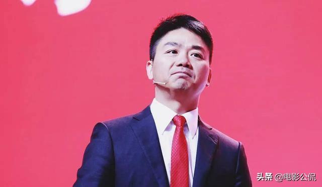 刘强东案最新进展，视频中无耻女勾搭在前，“仙人跳”玩我东哥