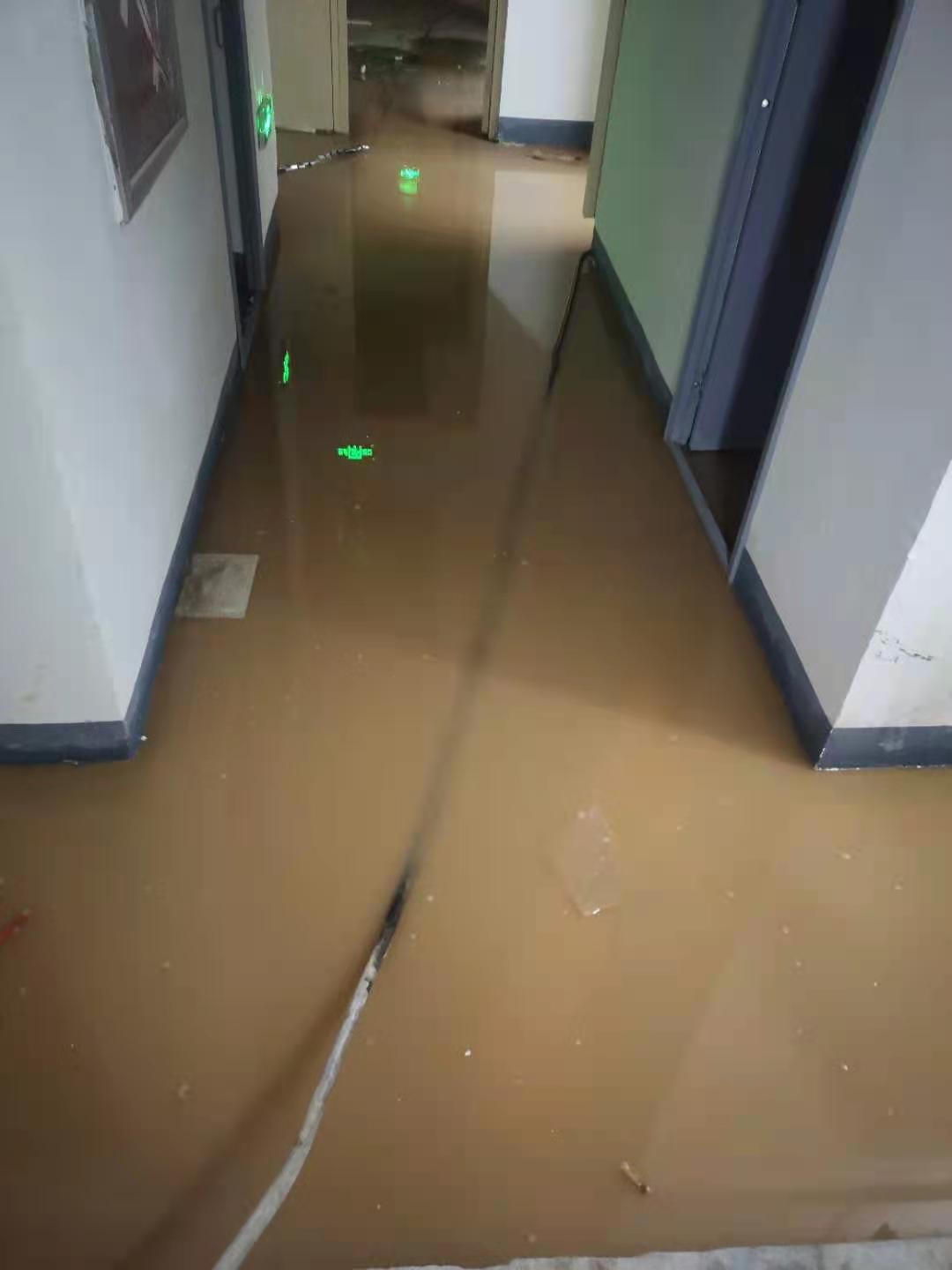 不买地下室不给交房怎么办,不买地下室的后悔吗