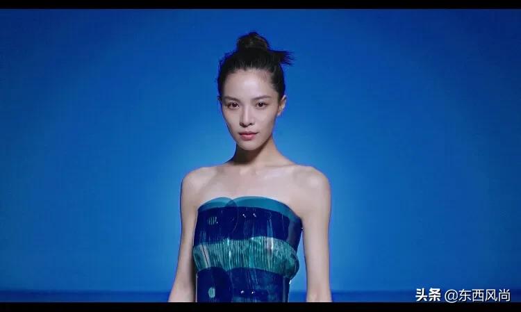 钟楚曦阿玛尼口红试色视频,阿玛尼蓝标钟楚曦