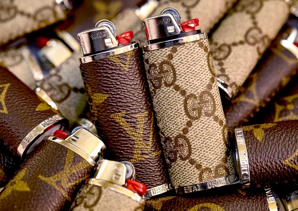 碧梨、TS最爱的品牌，竟是一家“假货制造营”？