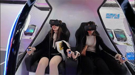 赏花海+机动游戏任玩+VR体验、5D电影等！还有财神爷派利是！