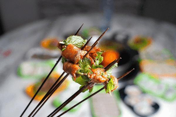 小郡肝串串自助探店,宽窄巷子小郡肝串串自助