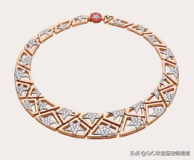 黄金项链扣子使用方法,黄金项链的扣子一般是什么样的