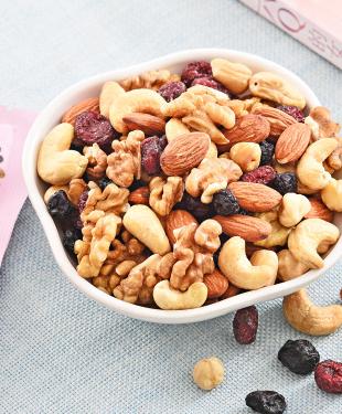 坚果的营养价值比坚果油的好吗,坚果类哪几款坚果营养价值最高