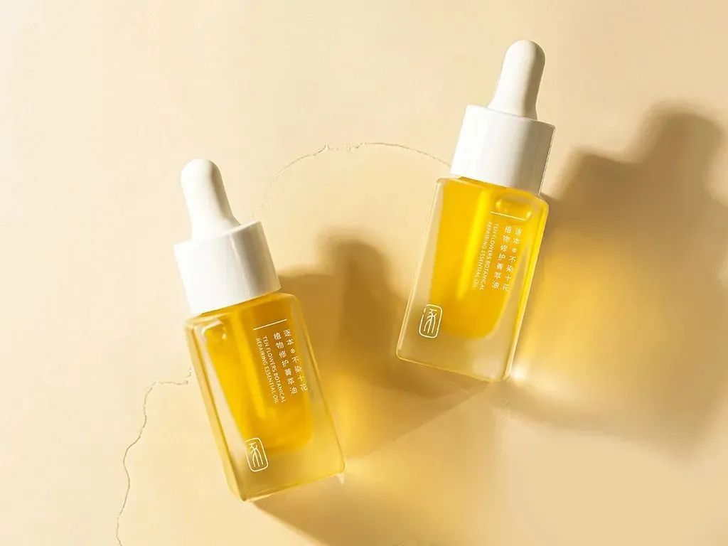 逐本洁颜油棕色,洁颜油到底是什么