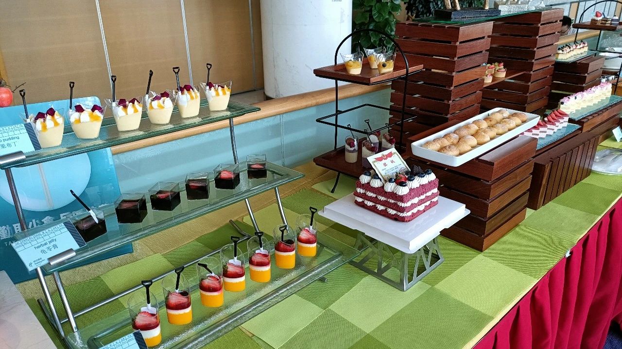 吃得最狼狈的一次自助餐,吃自助餐难吃怎么差评