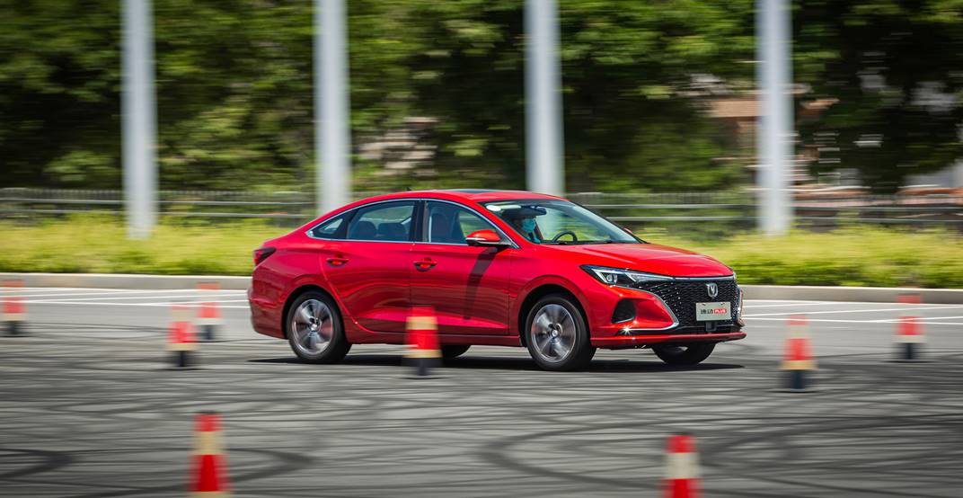 长安逸动plus赛道测试,新款逸动1.5t动力实测