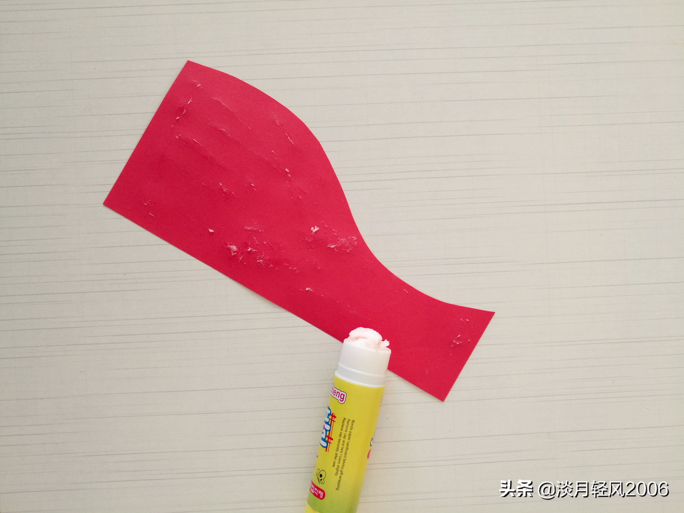 适合幼儿做的简单新年手工贺卡,可以用硬卡纸做的手工贺卡