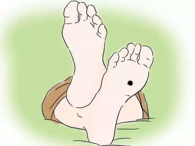 黑痣出现5个变化当心癌症,黑痣要怎么处理