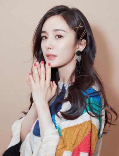 杨幂高情商翻车现场,杨幂高情商面对错误