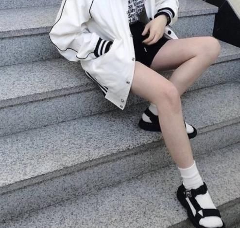 如何瘦腿特别是大粗腿学生党,七天快速瘦腿学生党瘦成铅笔腿