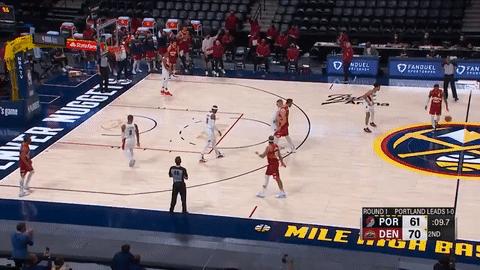 掘了！利指导7分钟连砍22分都输，表坏了谁顶得住