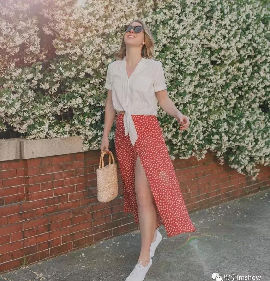 小白鞋如何穿搭30岁,职场小白鞋搭配技巧男士