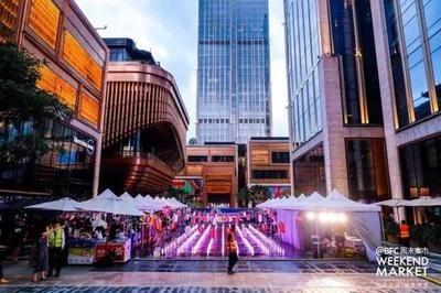 上海宝山有哪个大的购物中心,上海目前有什么购物中心