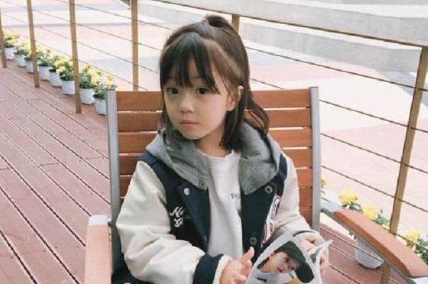 女儿长得相当漂亮怎么办,4岁女儿太漂亮