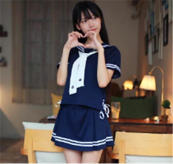 jk制服换汉服,jk制服和汉服哪个更受欢迎