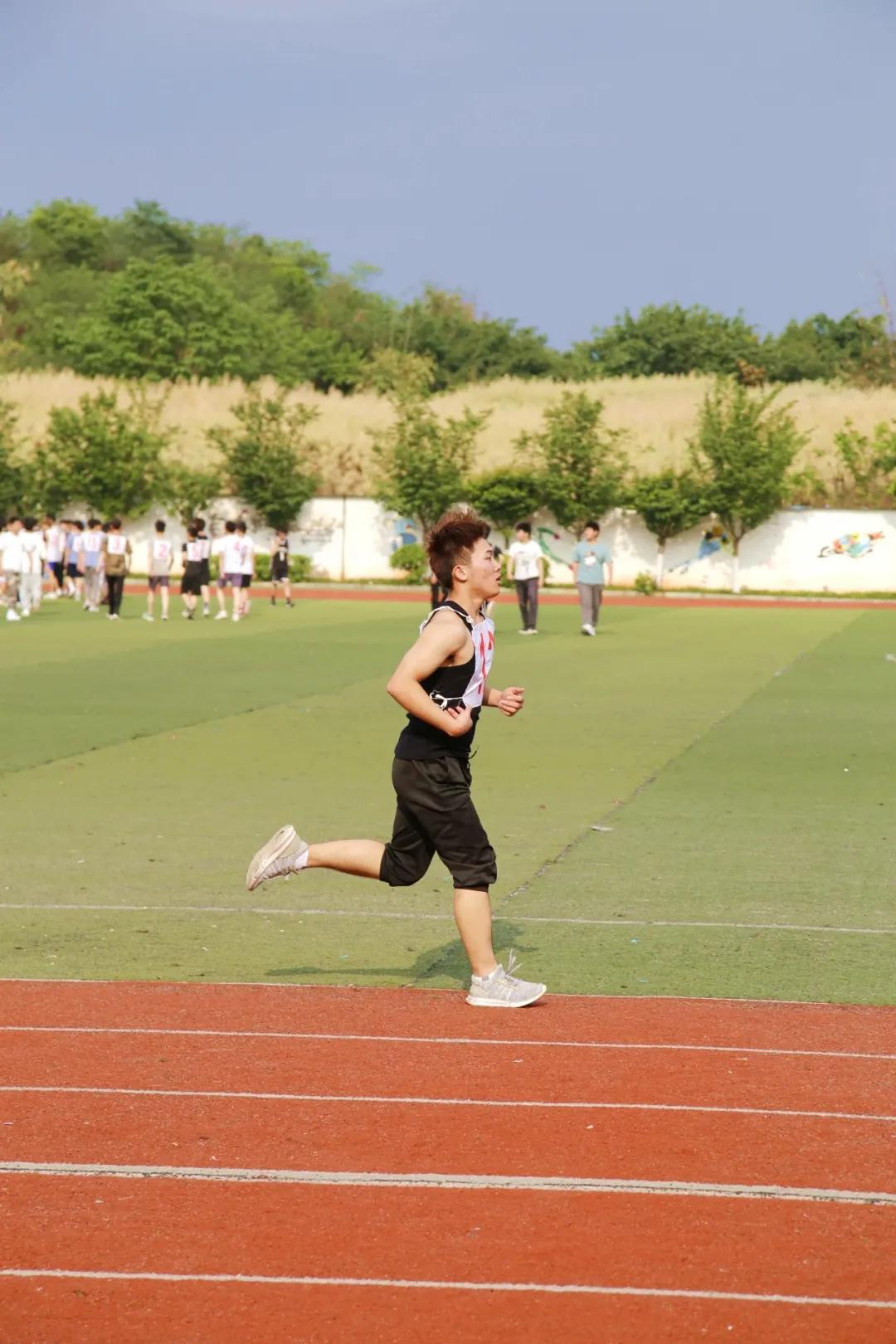 飒!123张图,带你“动+静”看赛场