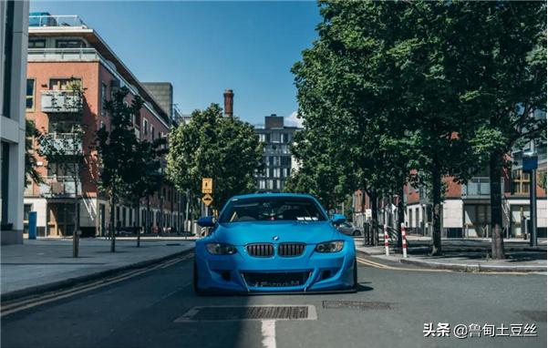 「毂锐驰」一台融入了JDM元素的宝马E93335i