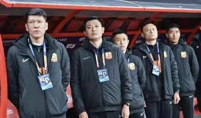 聊一聊足球训练,聊一聊中国足球主教练