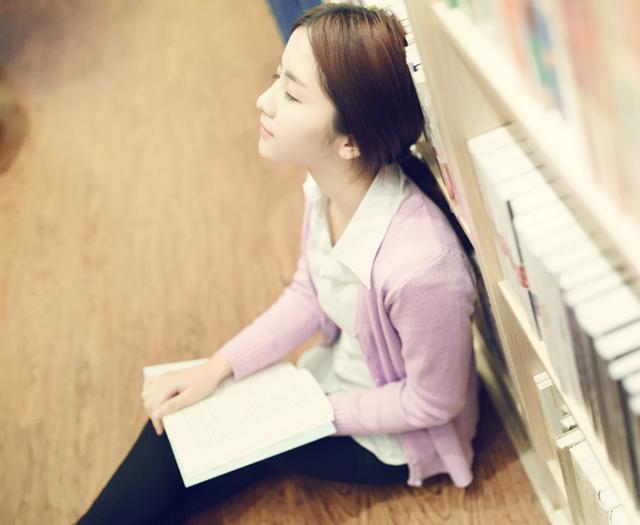 对方不主动联系你，不管是夫妻还是恋人，要学会这样做