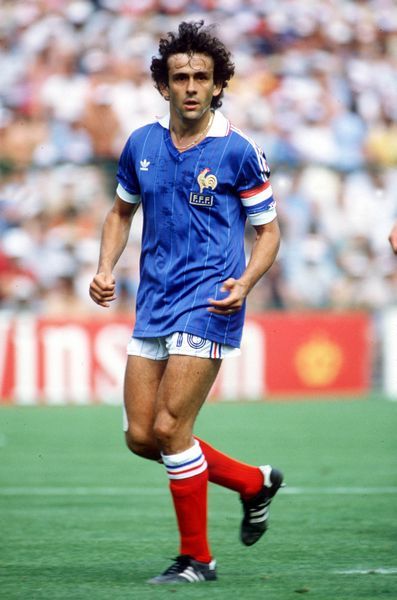 2020全球十大足球明星,世界足球明星排名前十的是谁