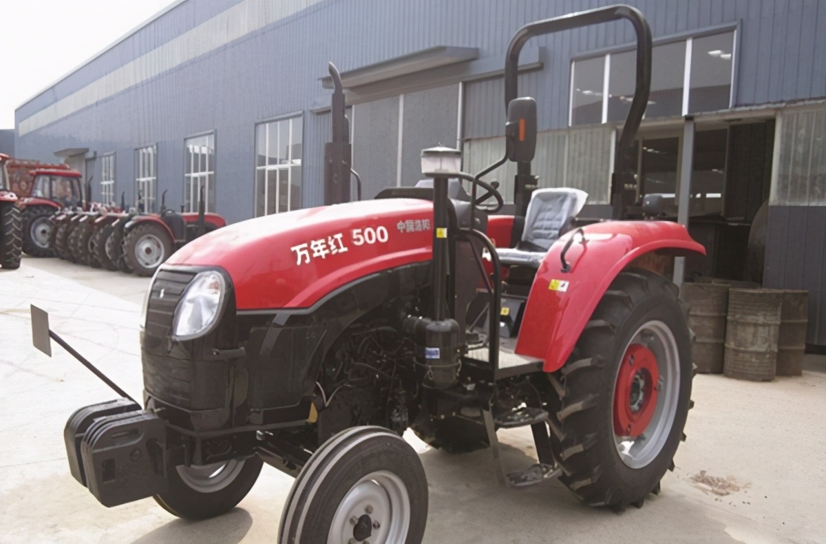 东方红拖拉机山东菏泽哪里有卖,东方红拖拉机山东潍坊哪里有卖