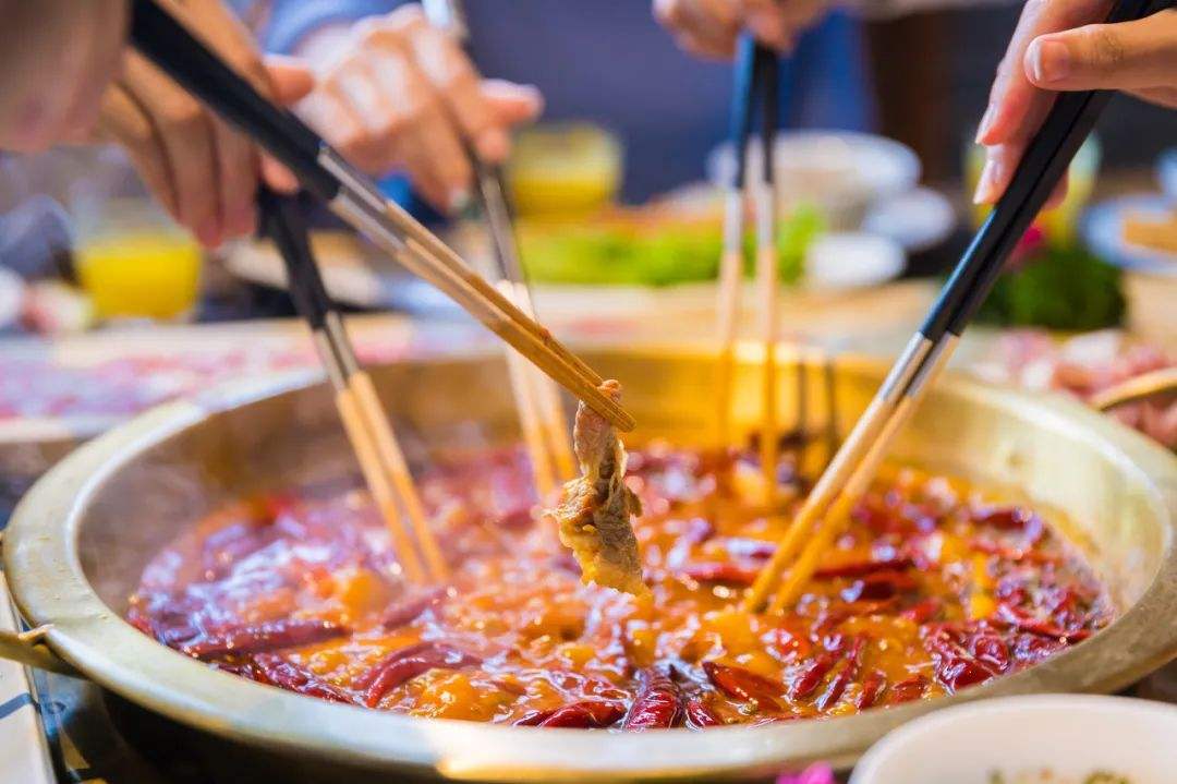 一顿火锅钱享两万门诊互助报销服务，享乐康全民健康工程重磅上市