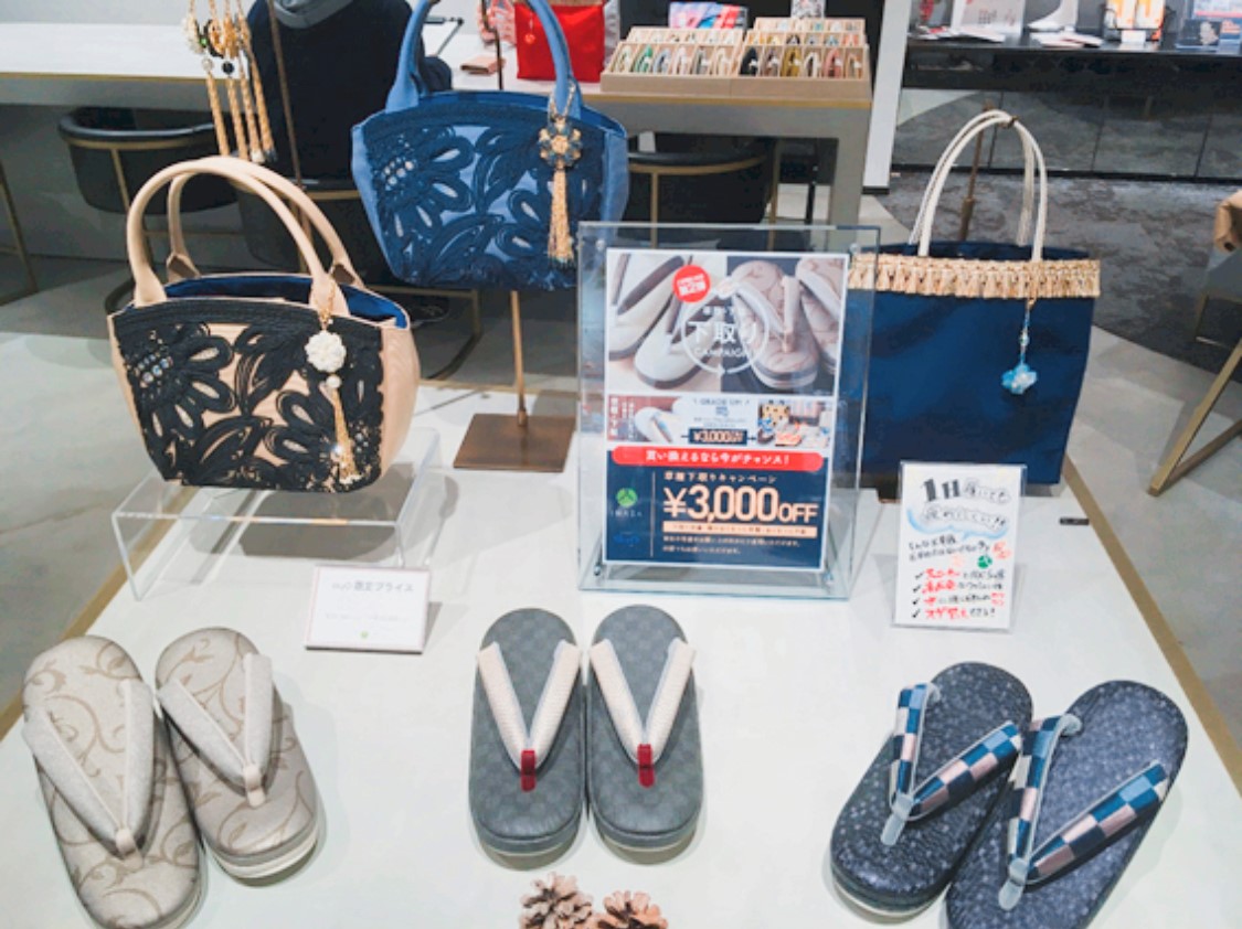 澶ч槳闅炬尝鍒伴鐢版柊澶╁湴,鐜╄浆澶ч槳