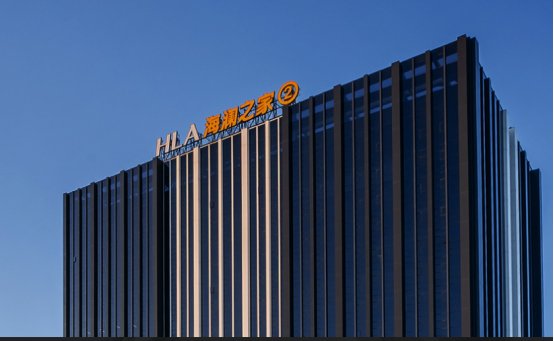 海澜之家是靠卖衣服赚钱的么,海澜之家服饰行业竞争分析