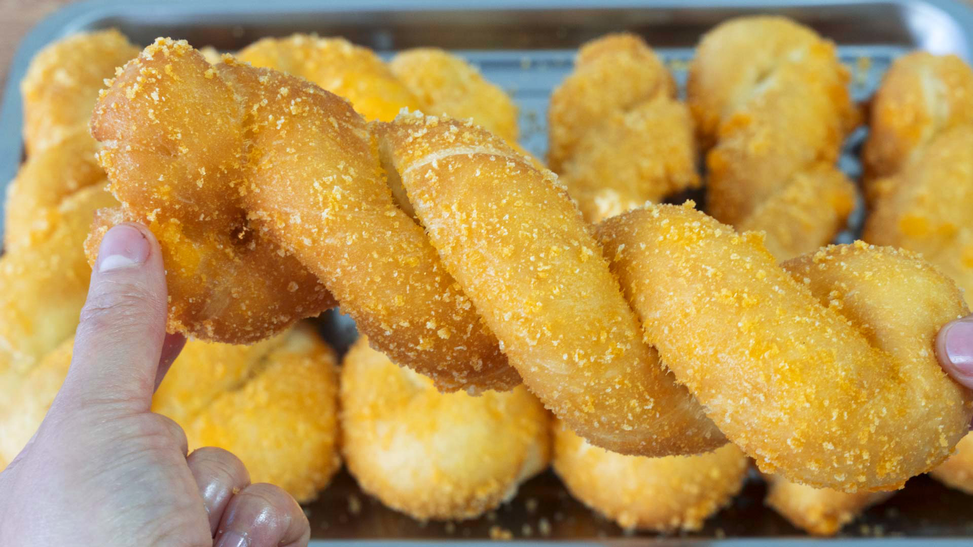 最火的酸奶*麻大**花，从馅料到和面详细讲解，外酥里软，口*爆口**浆