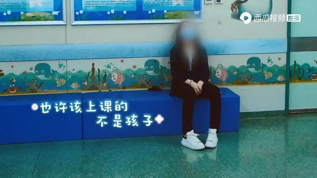 这国产「超级英雄」，我给满分，一点不虚