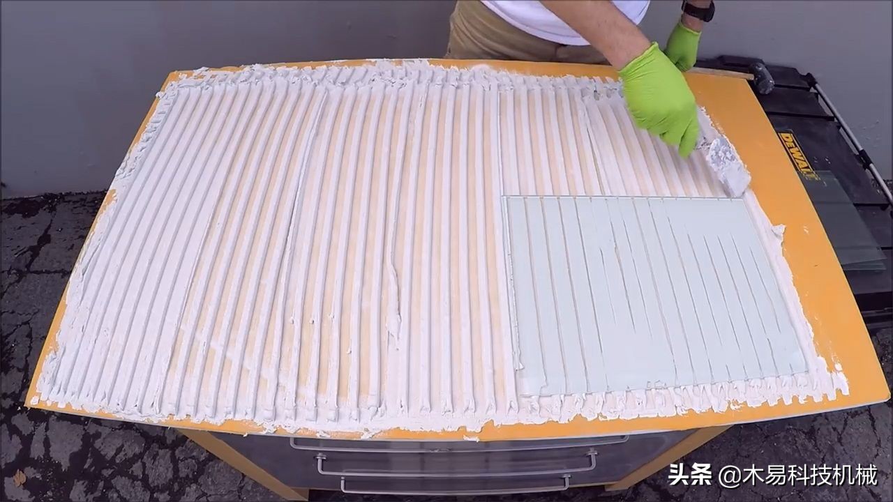 贴瓷砖发明神器,德国贴瓷砖工具大全