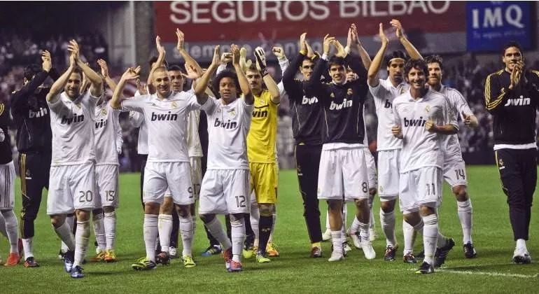 比“飞龙骑脸”更烈的毒奶,是这款游戏的封面魔咒