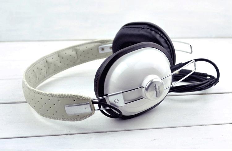 世界公认的十大耳机品牌,全球公认十大顶级耳机品牌