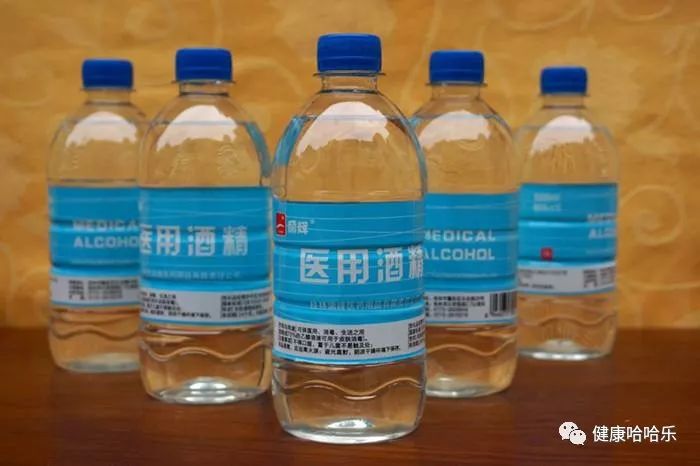 已经做好的指甲怎么修剪,指甲没剪干净搞到肉里了怎么办