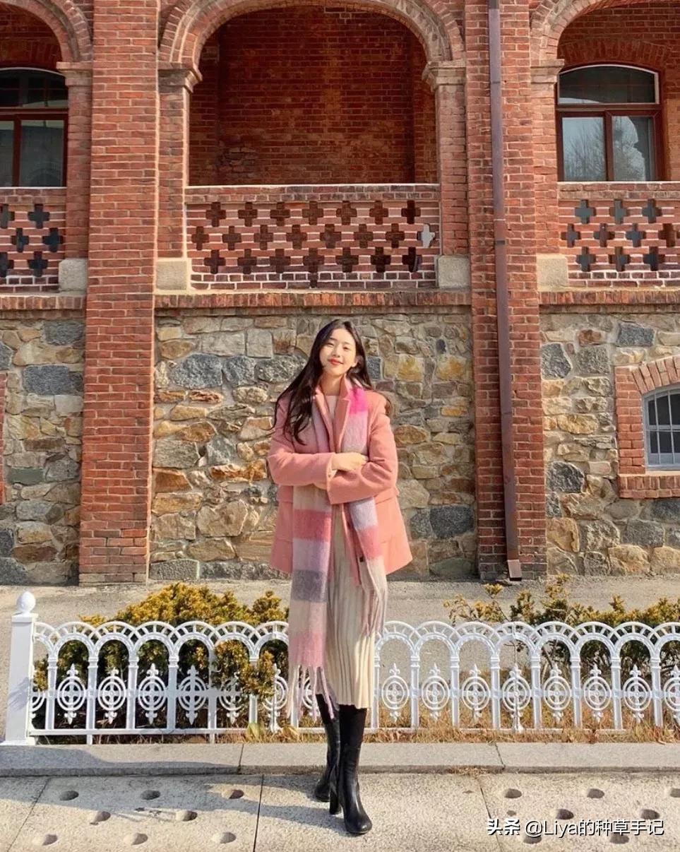 半裙+外套，连衣裙+外套=今春王炸组合