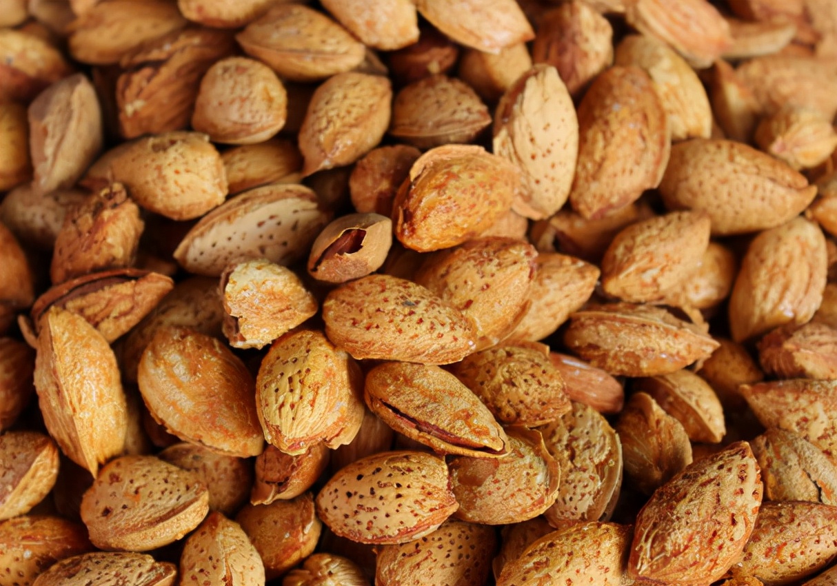 巴旦木是美国大杏仁吗,目前国内巴旦木有大规模种植的吗